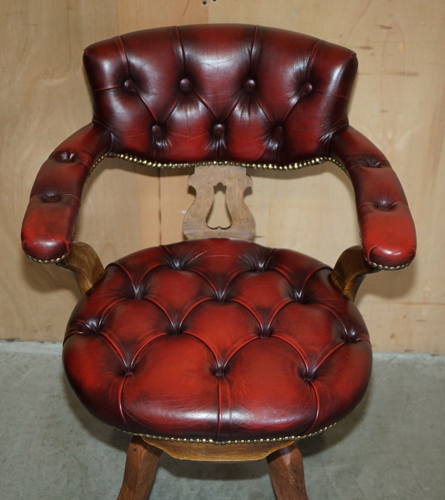 Fine Antique Victorian Chesterfield Tufted Oxblood Leather Captains Swivel Chair photo Furniture