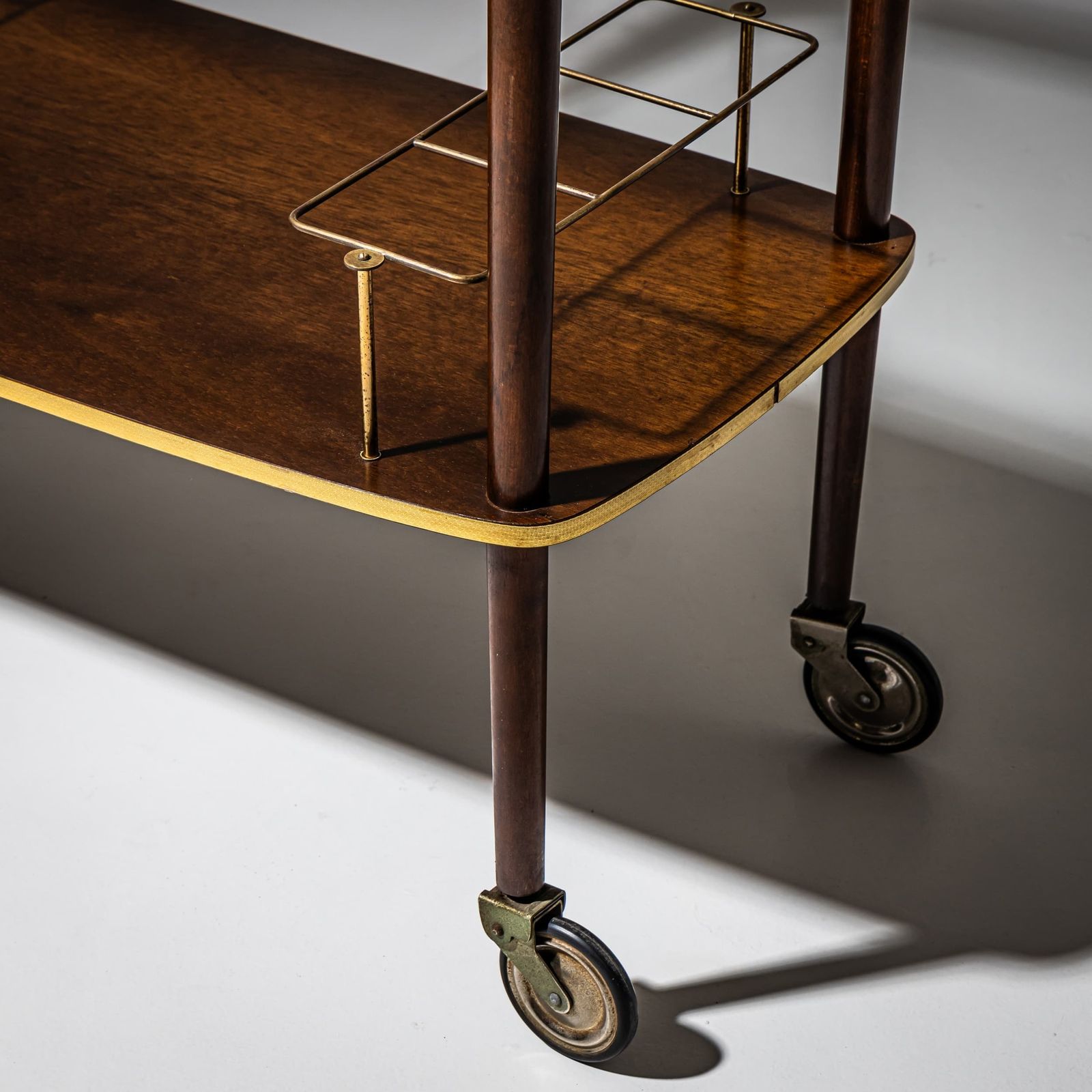 Barwagen, La Permanente Mobili Cantù, Italien, Mitte Des 20. Jahrhunderts photo 1650.0