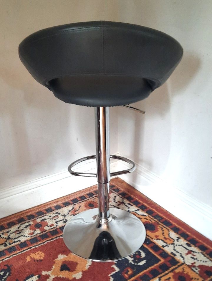 Pair Of Vintage Leather Look And Chrome Adjustable Bar Stools photo 150.0