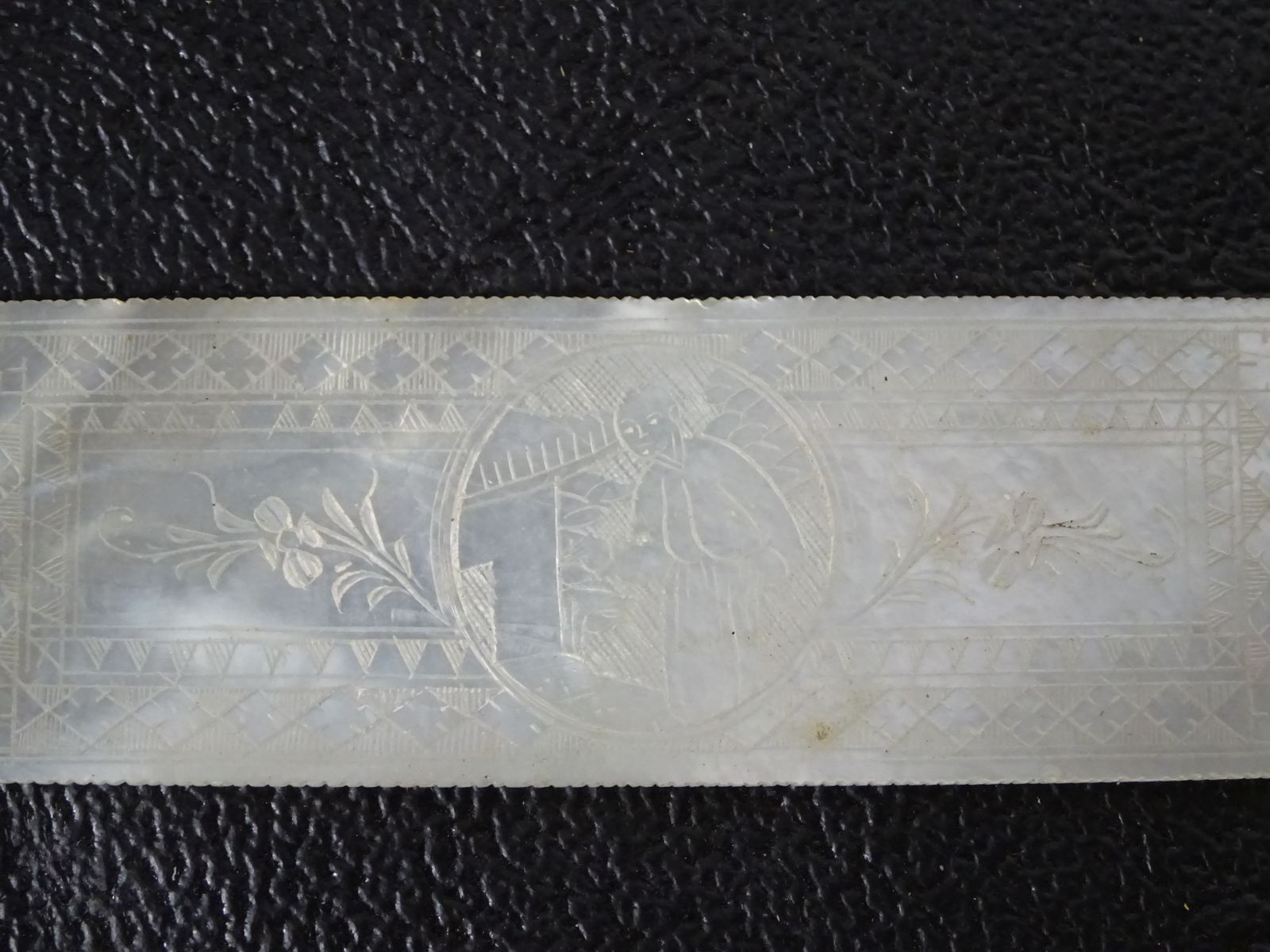 30 Antique Mother Of Pearl Chequer Counters photo for sale