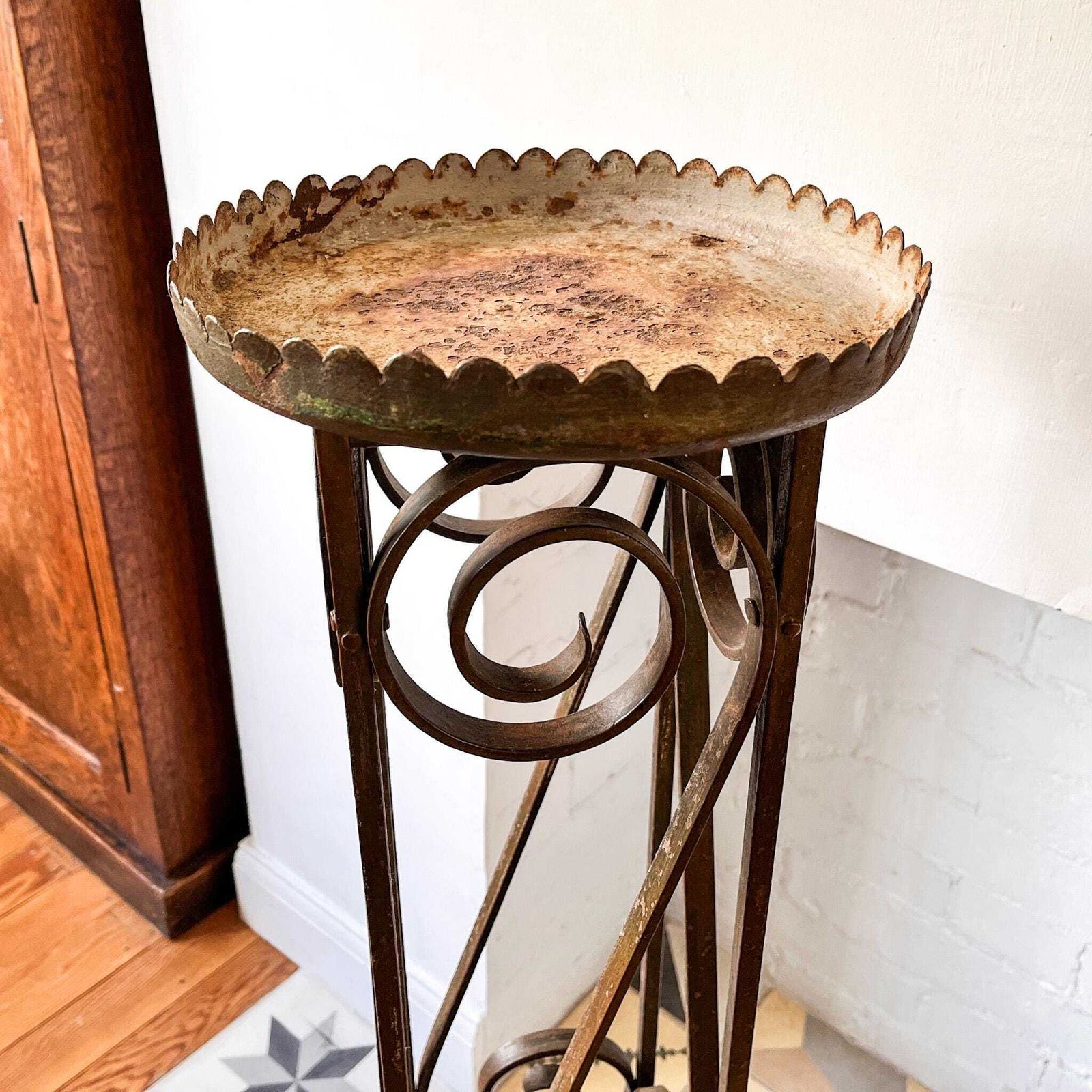 French Vintage Wrought Iron Scalloped Plant Stand photo 310.0