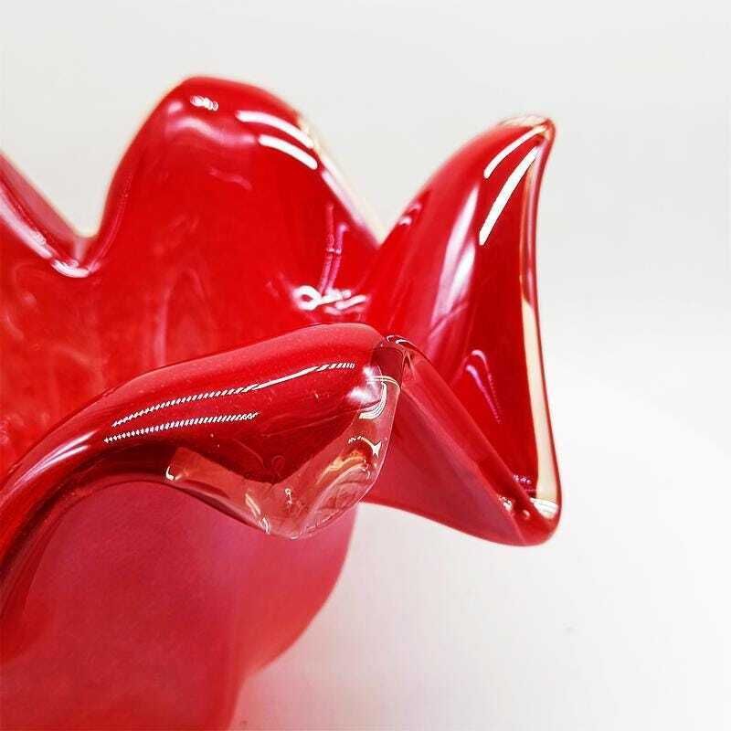 Glossy Red Jacketed Vase In Hand Worked Murano Glass. Made In Italy. photo 219.0