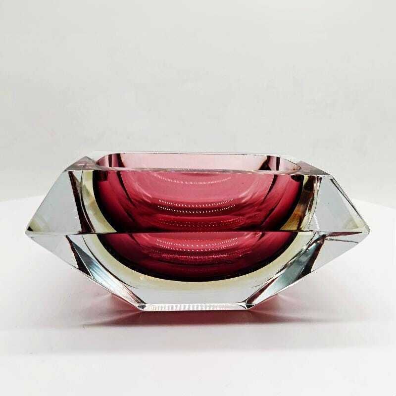 1960s Rectangular Multifaceted Ashtray Or Catch All In Murano Glass By Flavio Poli For Seguso. Made In Italy.