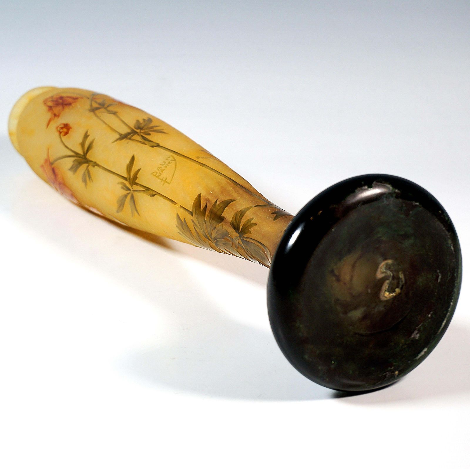 Large Art Nouveau Cameo Single Vase 'Ancolie', Daum Nancy, France, Ca 1910/1915 photo vinterior