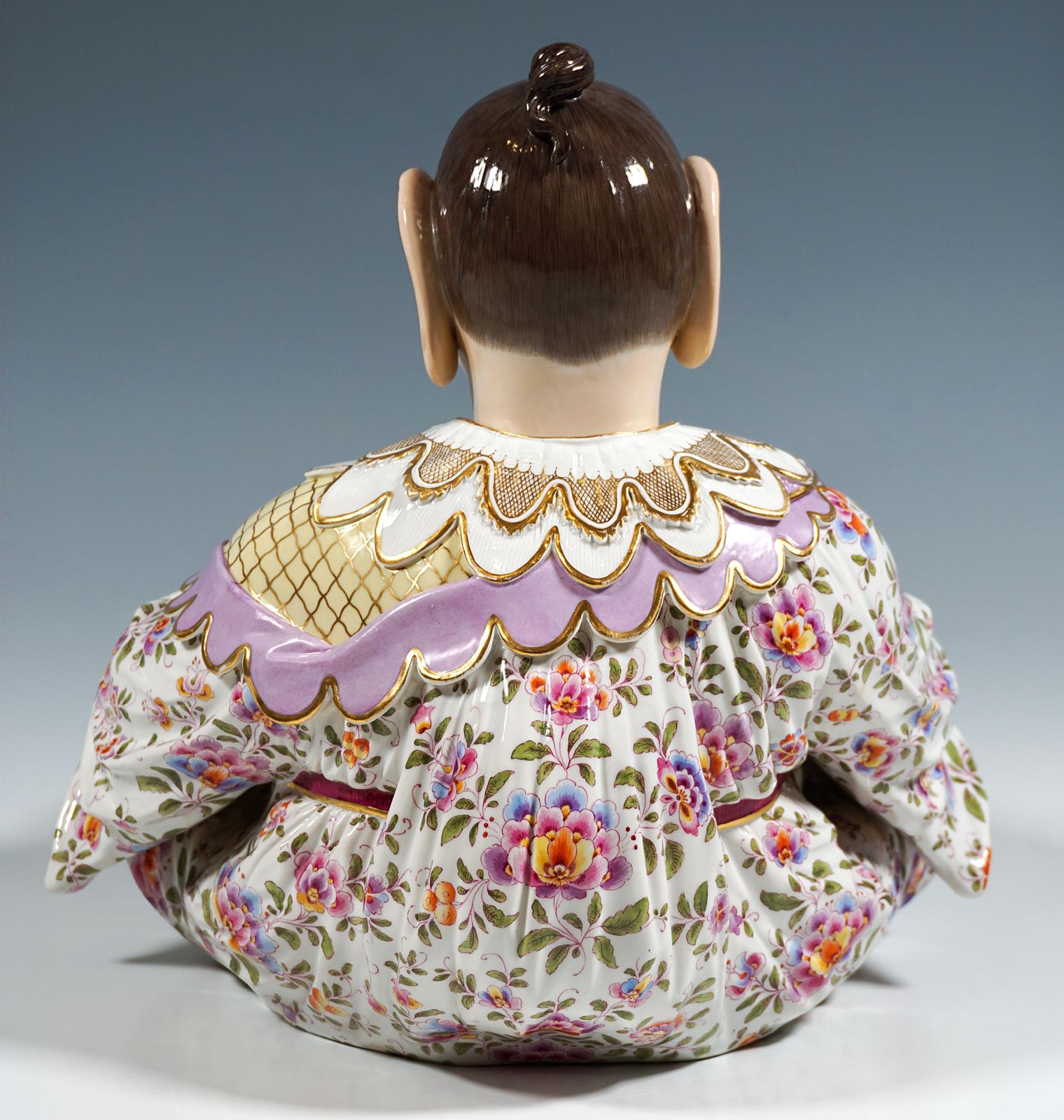 Large Seated Meissen Porcelain Wiggling Pagoda, By J.J. Kaendler, Circa 1860 photo for sale