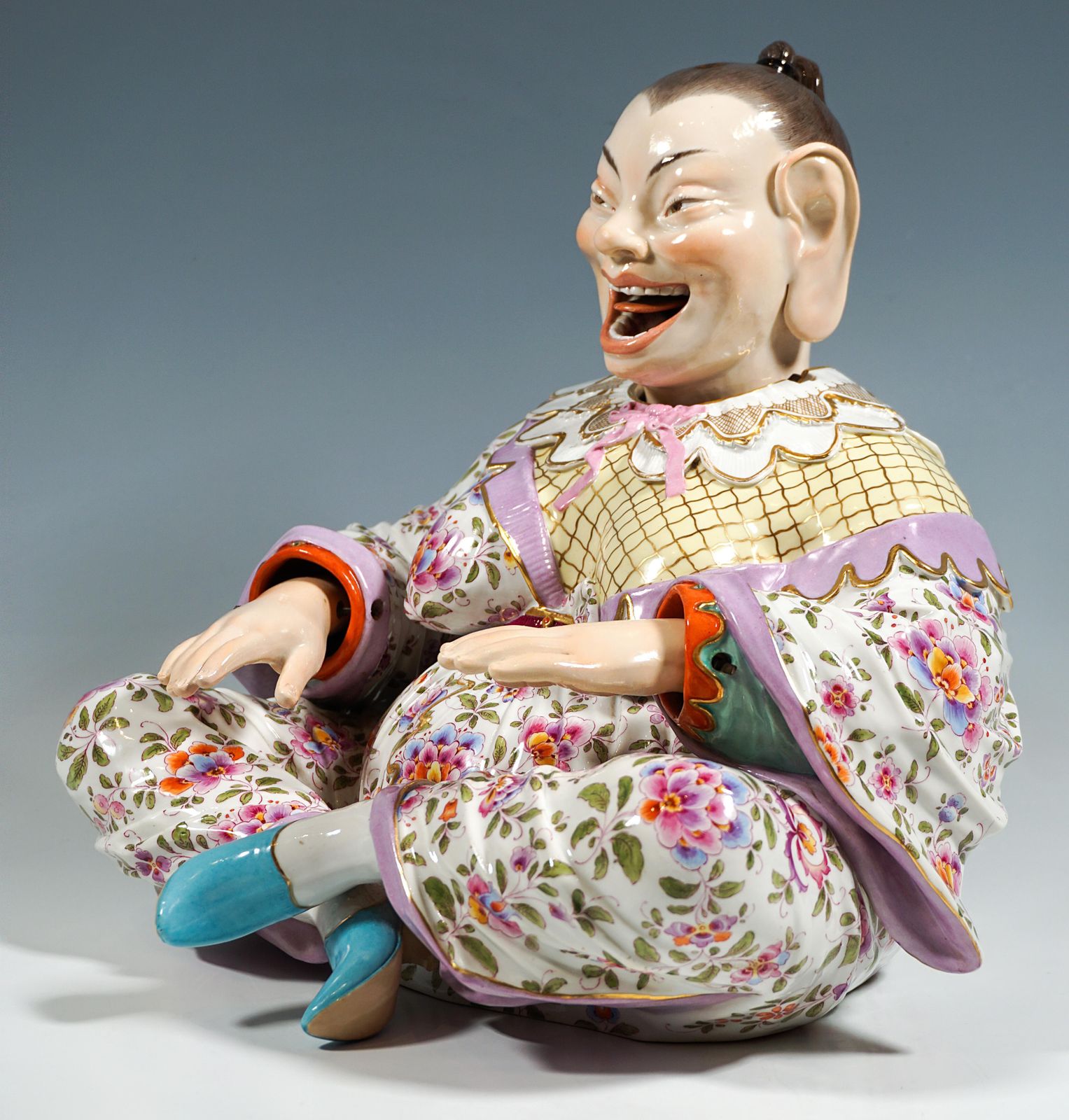 Large Seated Meissen Porcelain Wiggling Pagoda, By J.J. Kaendler, Circa 1860 photo 12878.0