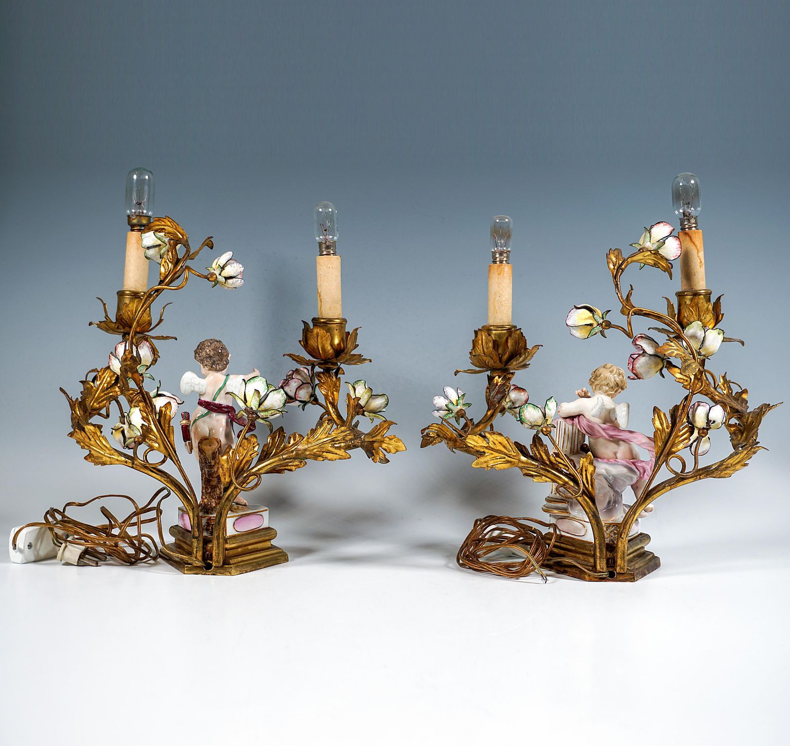 Pair Of Meissen Bronze Table Lamps With Motto Children, By Mv Acier, 1775 1814 photo vintage
