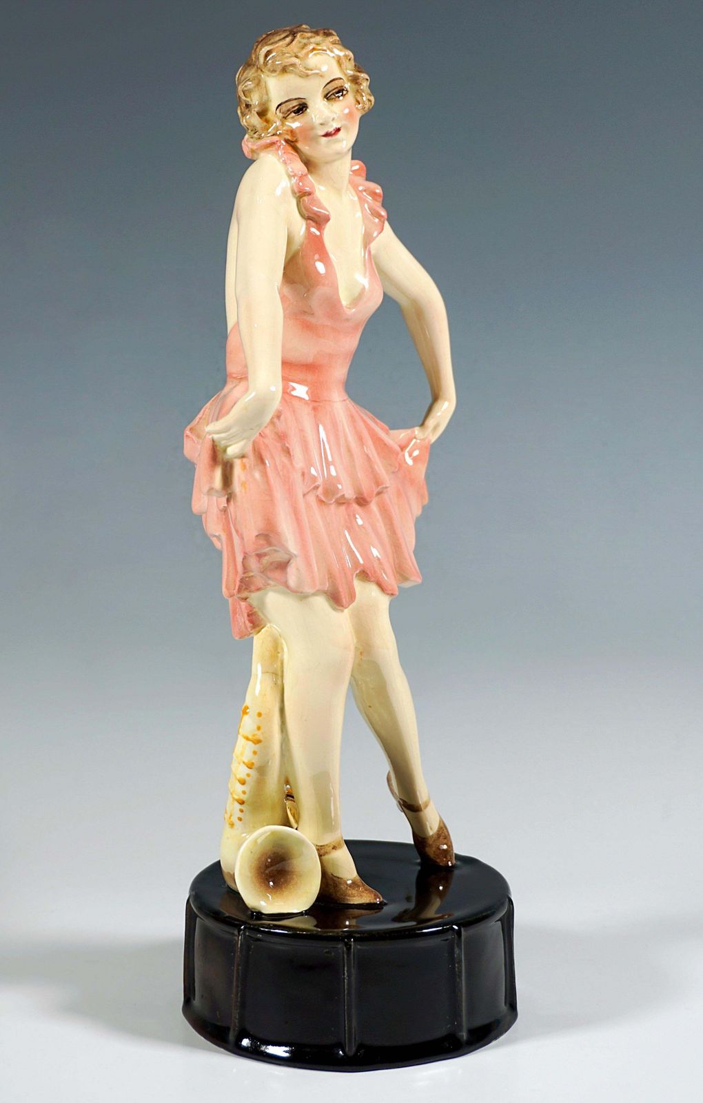 Goldscheider Art Déco Dancer Posing On Drum, By Josef Lorenzl, Around 1926 photo 2442.0
