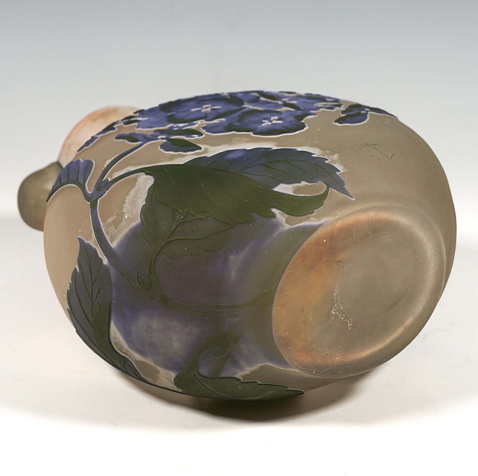 émile Gallé Round Art Nouveau Cameo Handle Vase With Hydrangea Decor France 1905 photo 2931.0