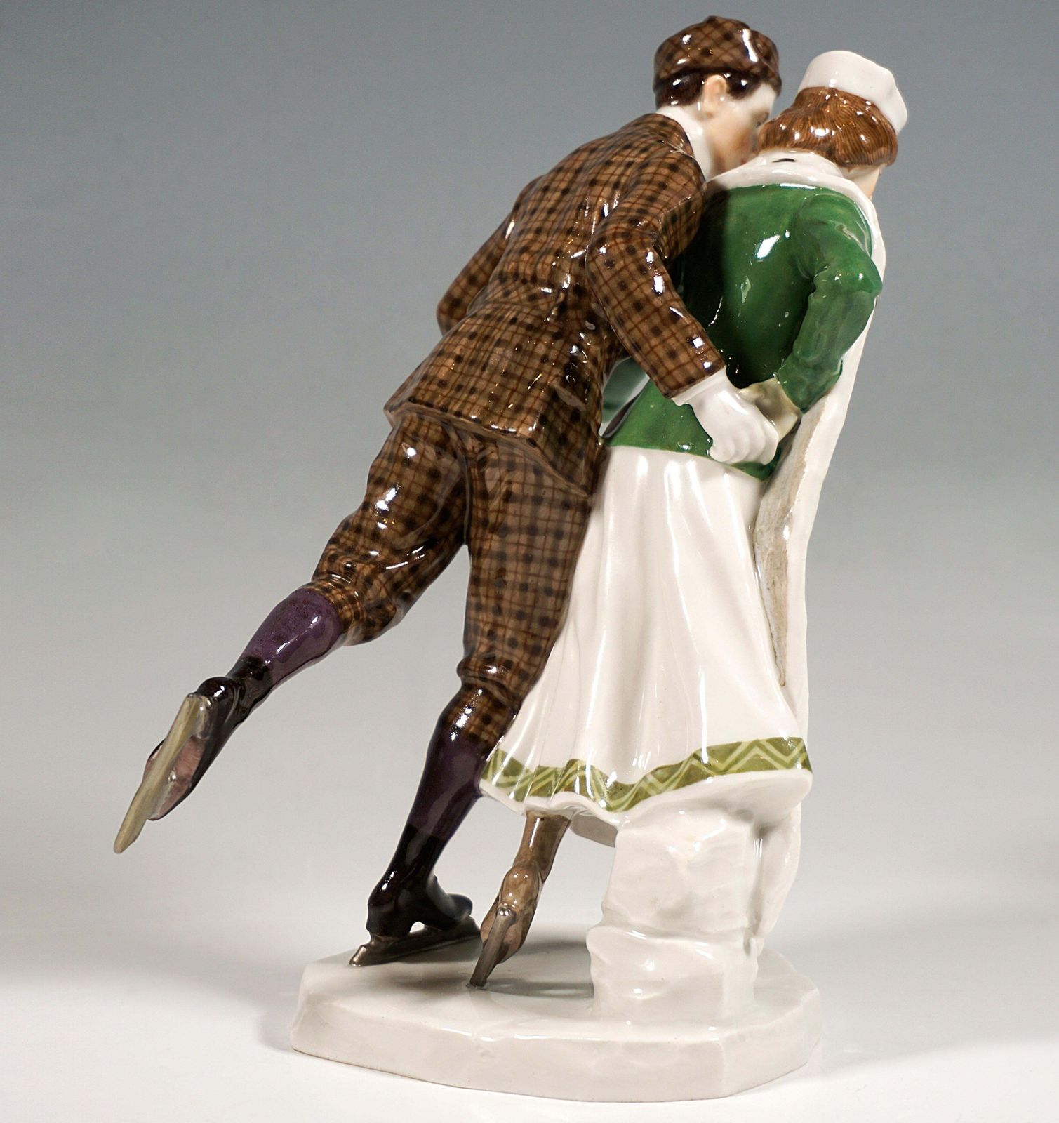 Art Nouveau Figure Group 'Ice Scaters', By Alfred Koenig, Meissen Germany, 1910 photo for sale
