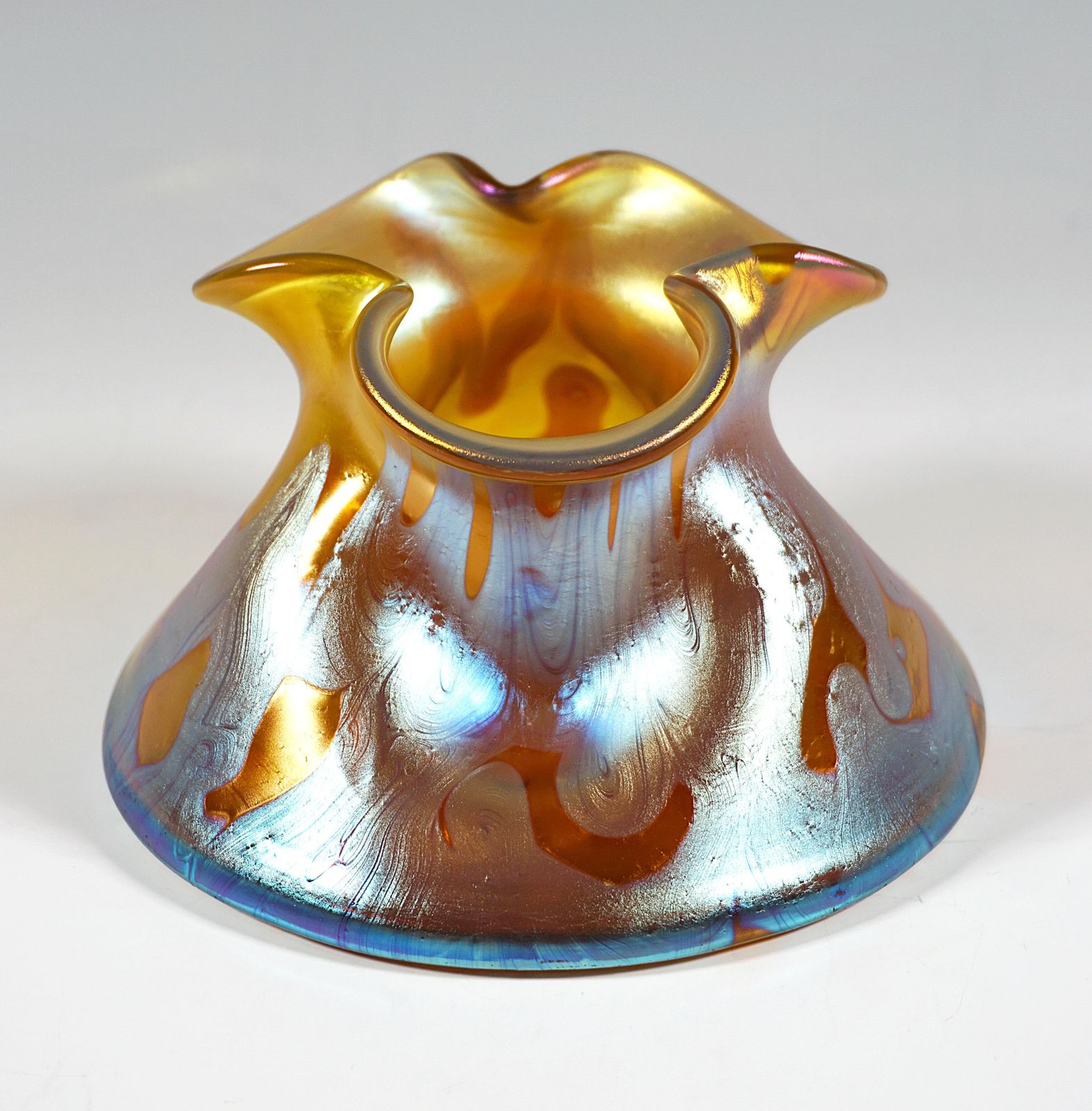 Loetz Art Nouveau Glass Vase Bronze Phenomenon Genre 29, Austria Hungary, C 1900 photo furniture