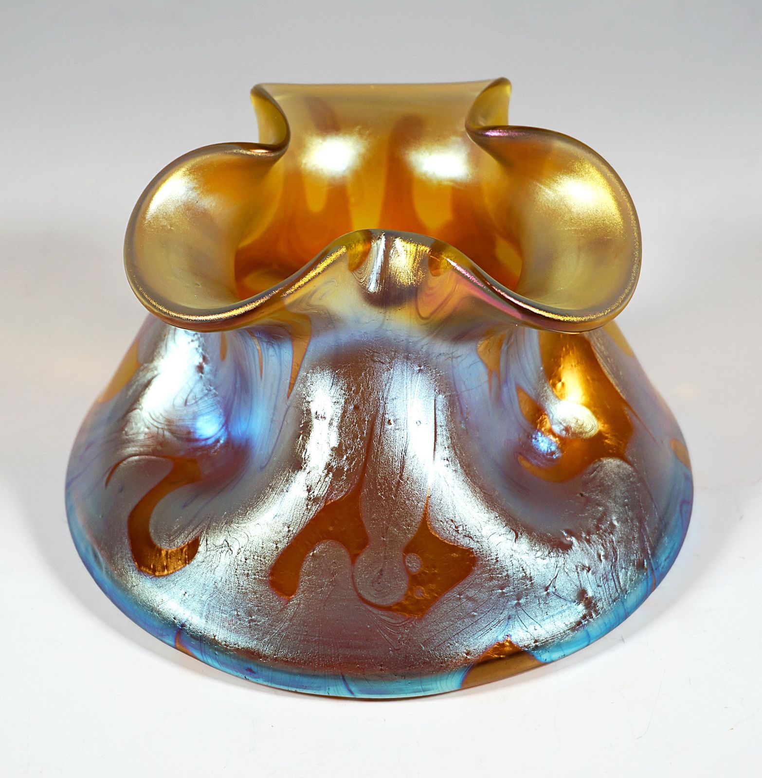 Loetz Art Nouveau Glass Vase Bronze Phenomenon Genre 29, Austria Hungary, C 1900 photo for sale