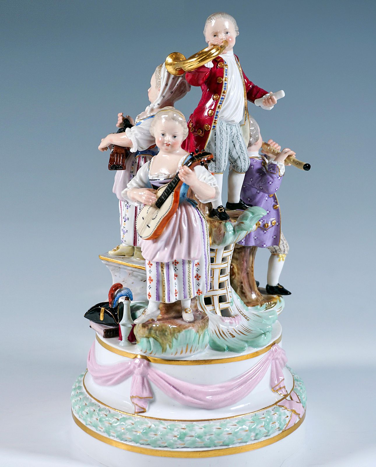 Meissen Porcelain Group Four Gardener Children Playing Music, J.J. Kaendler 1850 photo 3508.0