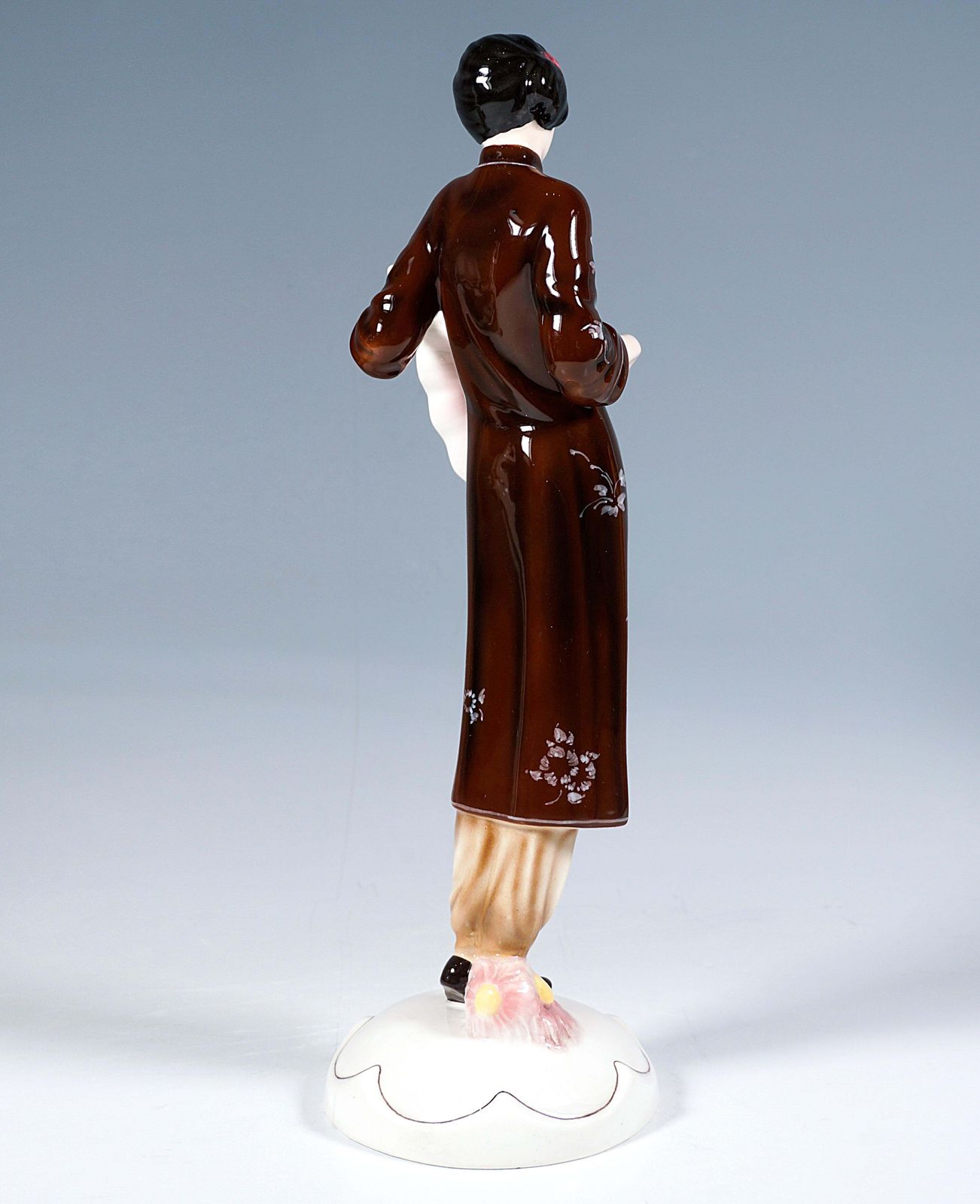 Goldscheider Vienna Figurine, Lady In Japanese Costume, By Josef Lorenzl, C1931 photo for sale