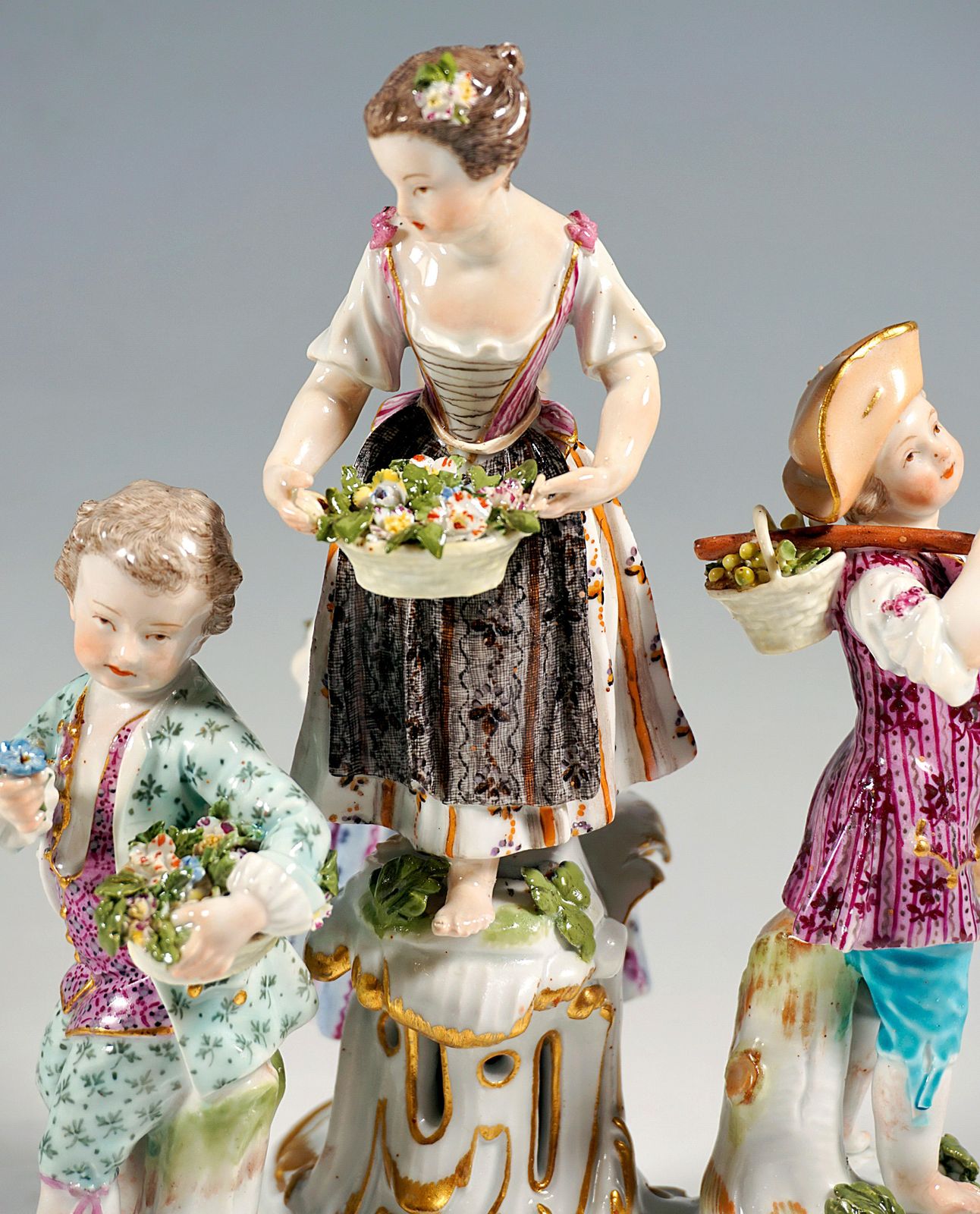 Early Meissen Round Group Of Gardener Children, By J.J. Kaendler, 1763 1774 photo 5151.0
