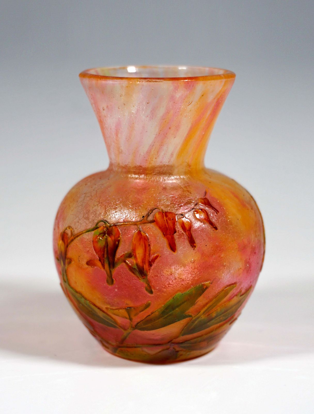 Daum Nancy Art Nouveau Cameo Vase With Bleeding Heart Decor France 1895/1900 photo for sale