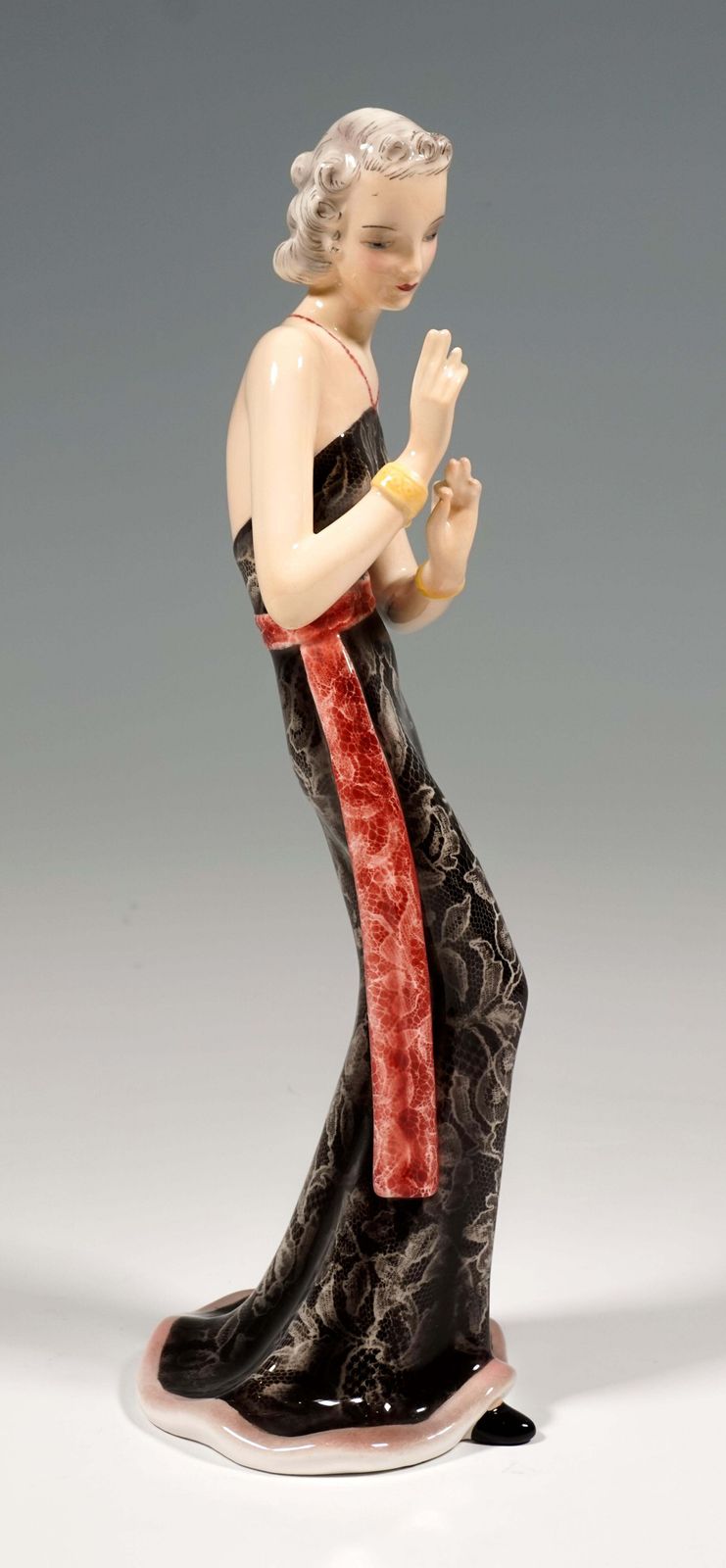 Goldscheider Vienna Art Deco 'Fashion Figurine' By Claire Weiss, Ca 1938 photo Home Decor