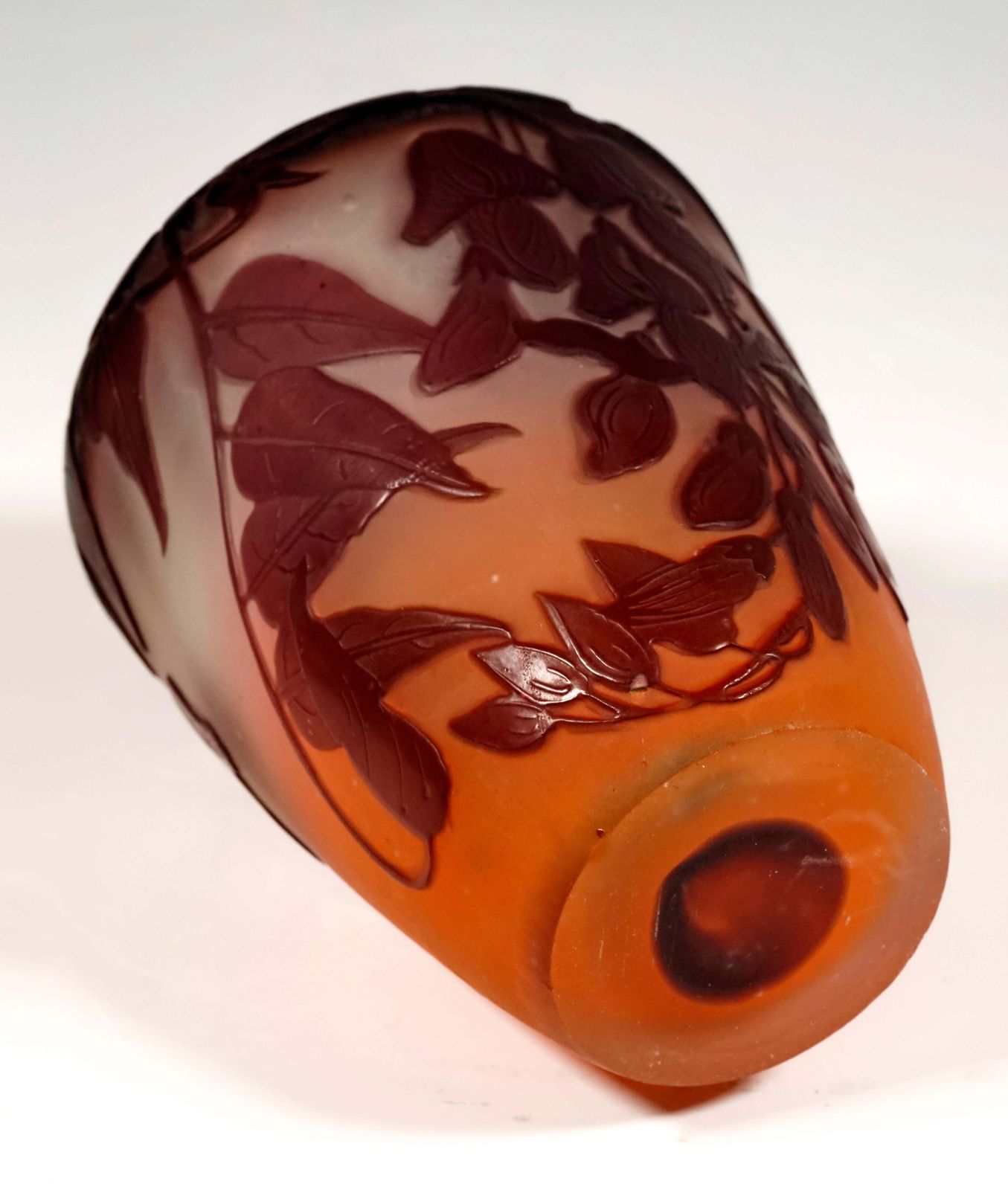 Art Nouveau Cameo Vase With Sweet Pea Decor, émile Gallé, Nancy, France, 1903/04 photo vinterior