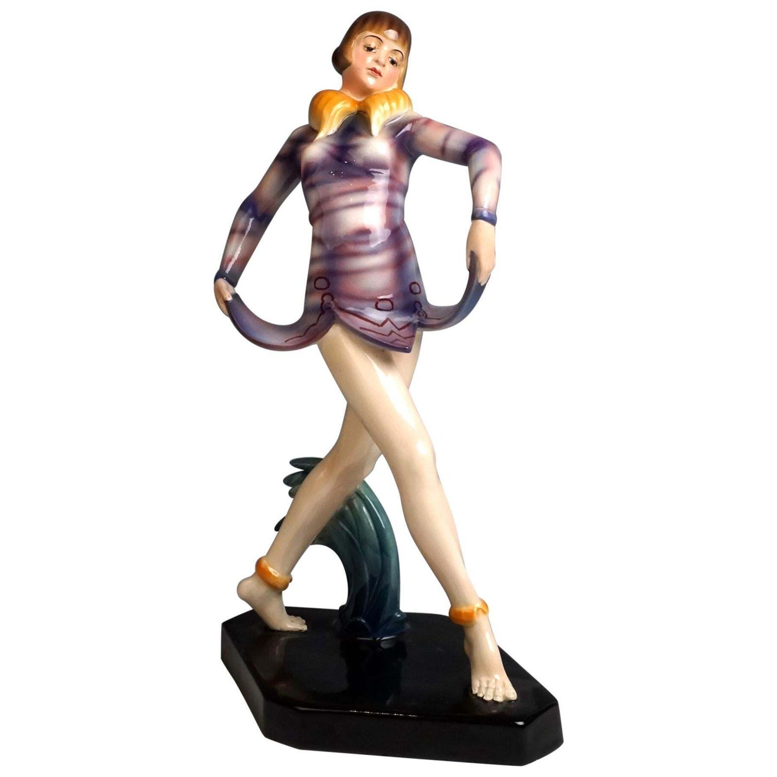 Goldscheider Vienna 'Revue' Single Figur Of The 'Dolly Sisters' By Dakon, 1930