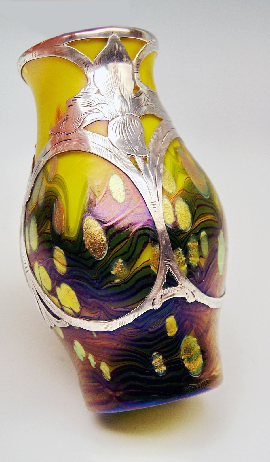 Vase Loetz Widow Klostermuehle Bohemia Art Nouveau Lemon Yellow Cytisus photo for sale