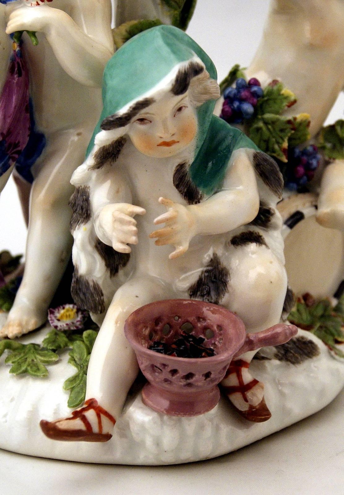 Meissen Gorgeous Figurine Group The Four Seasons Cherubs By Kaendler C. 1755 60 photo vinterior