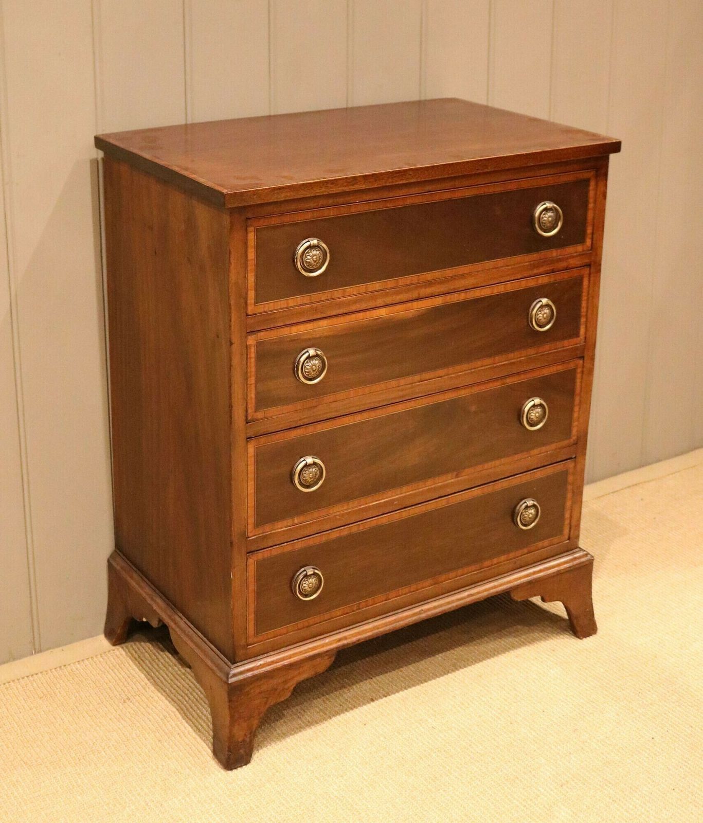 Early 20th Century Mahogany Chest Of Drawers photo buy
