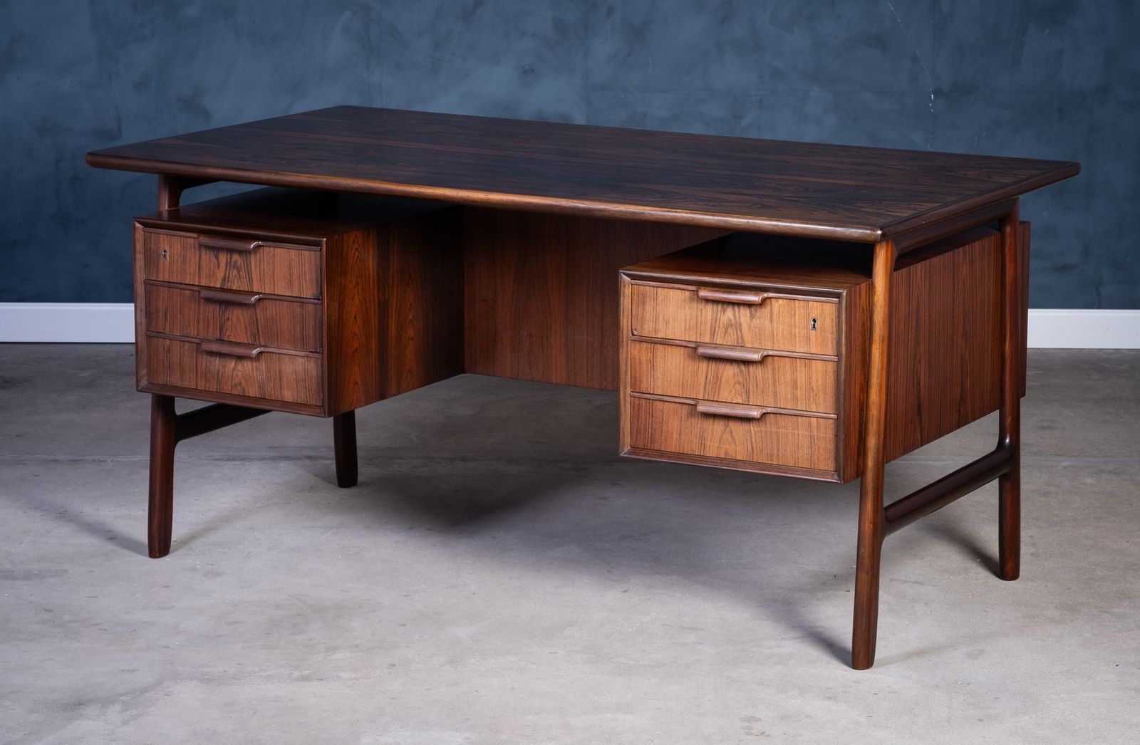 Palissander Bureau Van Gunni Omann Voor Omann Jun Møbelfabrik, Ca. Jaren 1960 photo furniture