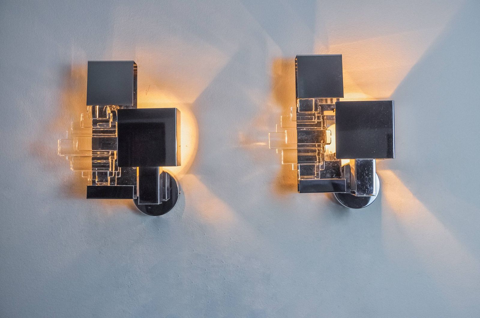 Pair Of Wall Lights From Sciolari, Chrome Plated Metal And Murano Glass, Italy, 1970 photo buy