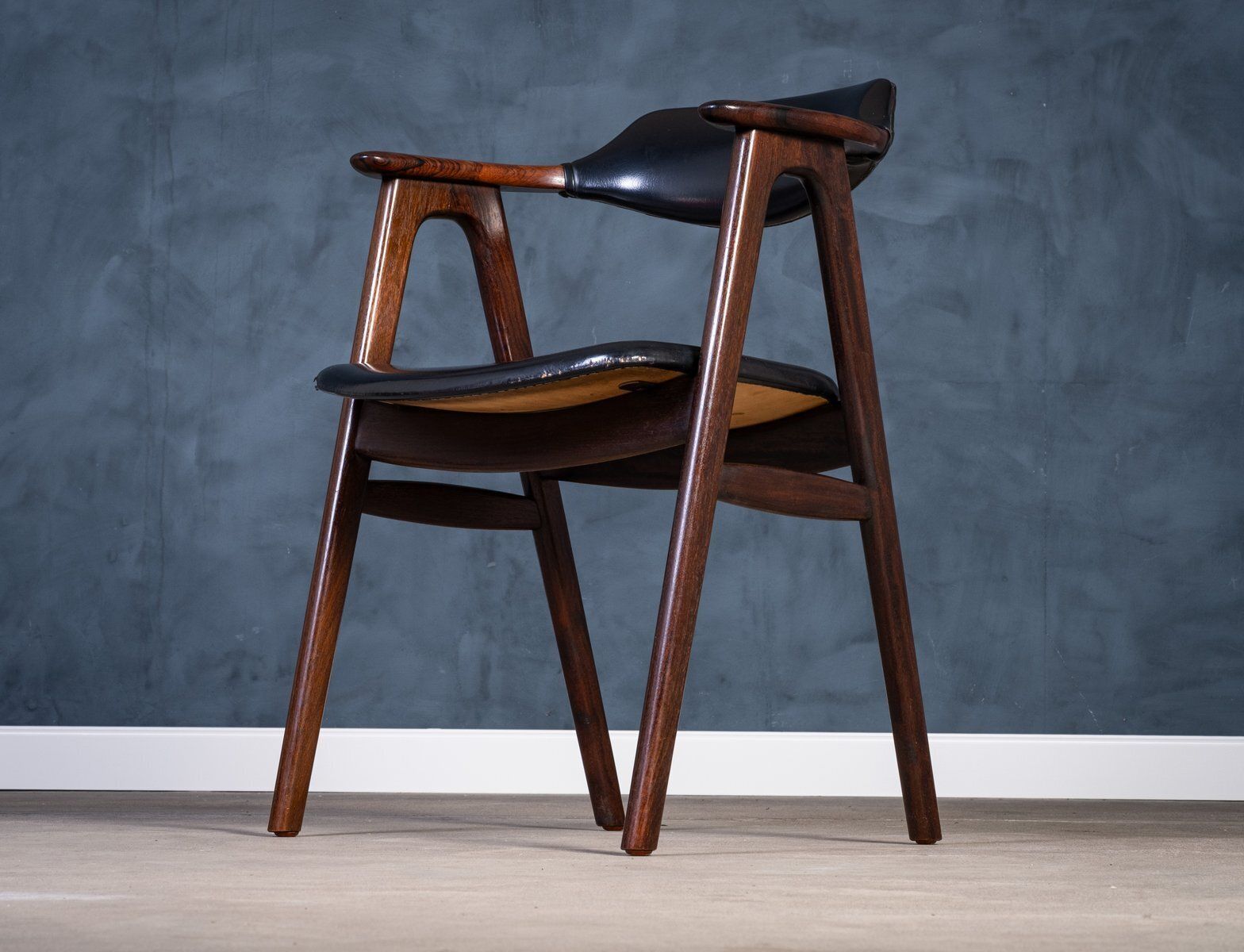 Vintage Danish Armchair In Rosewood By Erik Kirkegaard For Høng Stolefabrik, 1960s photo for sale