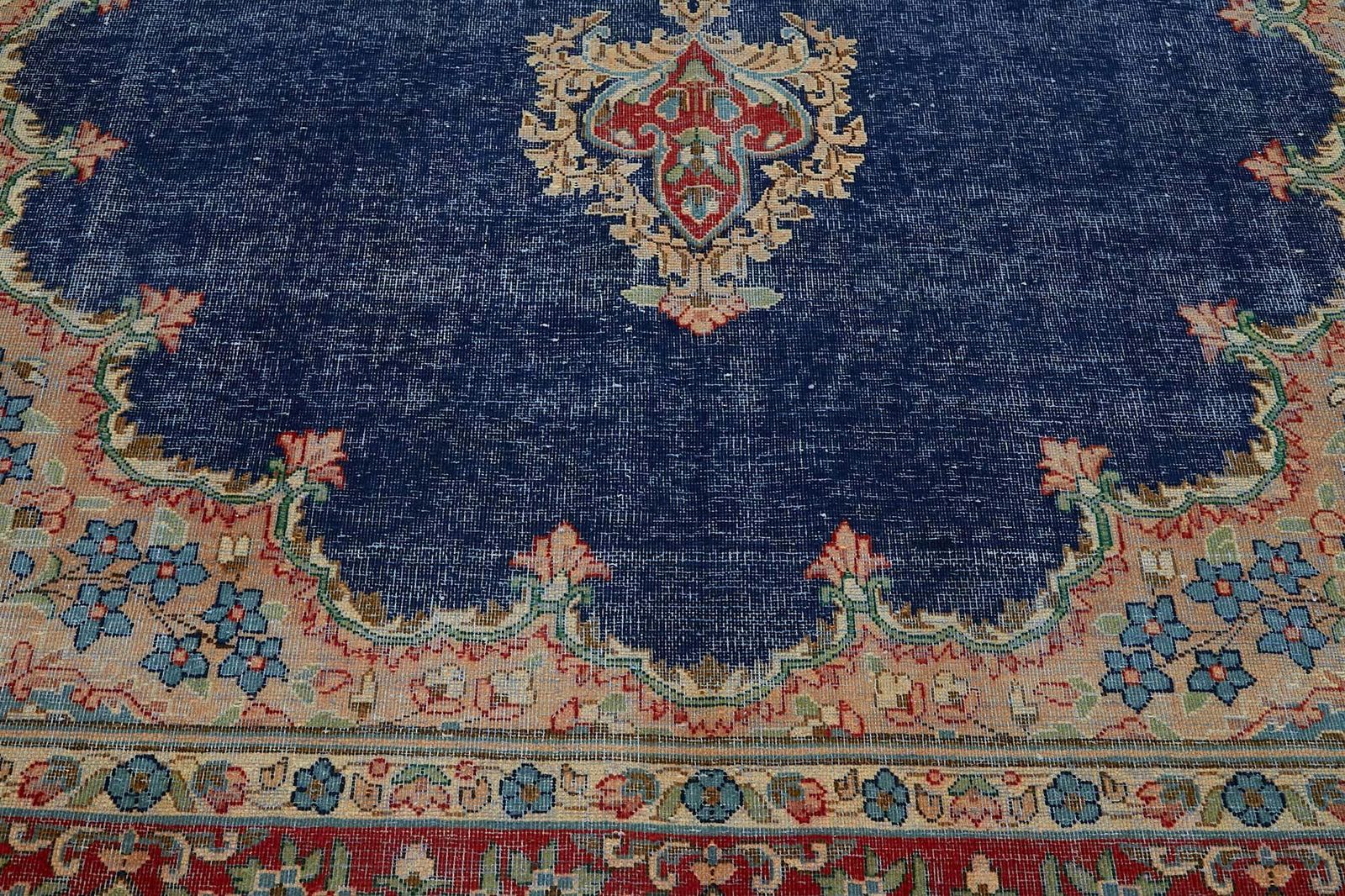 photo for sale Vintage Hand Knotted Large Area Rug 244 Cm X 328 Cm