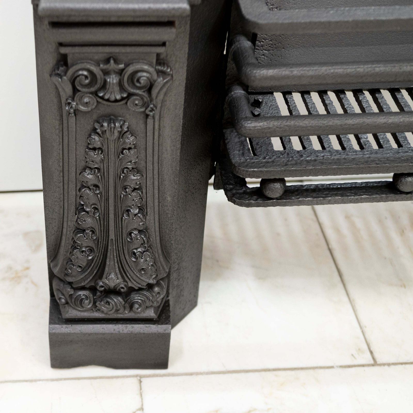 photo for sale Antique Georgian Cast Iron Hob Grate