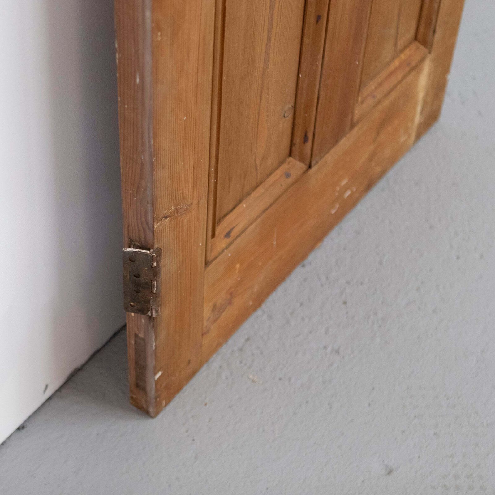 photo furniture Antique 4 Panel Stripped Door 194cm X 83cm