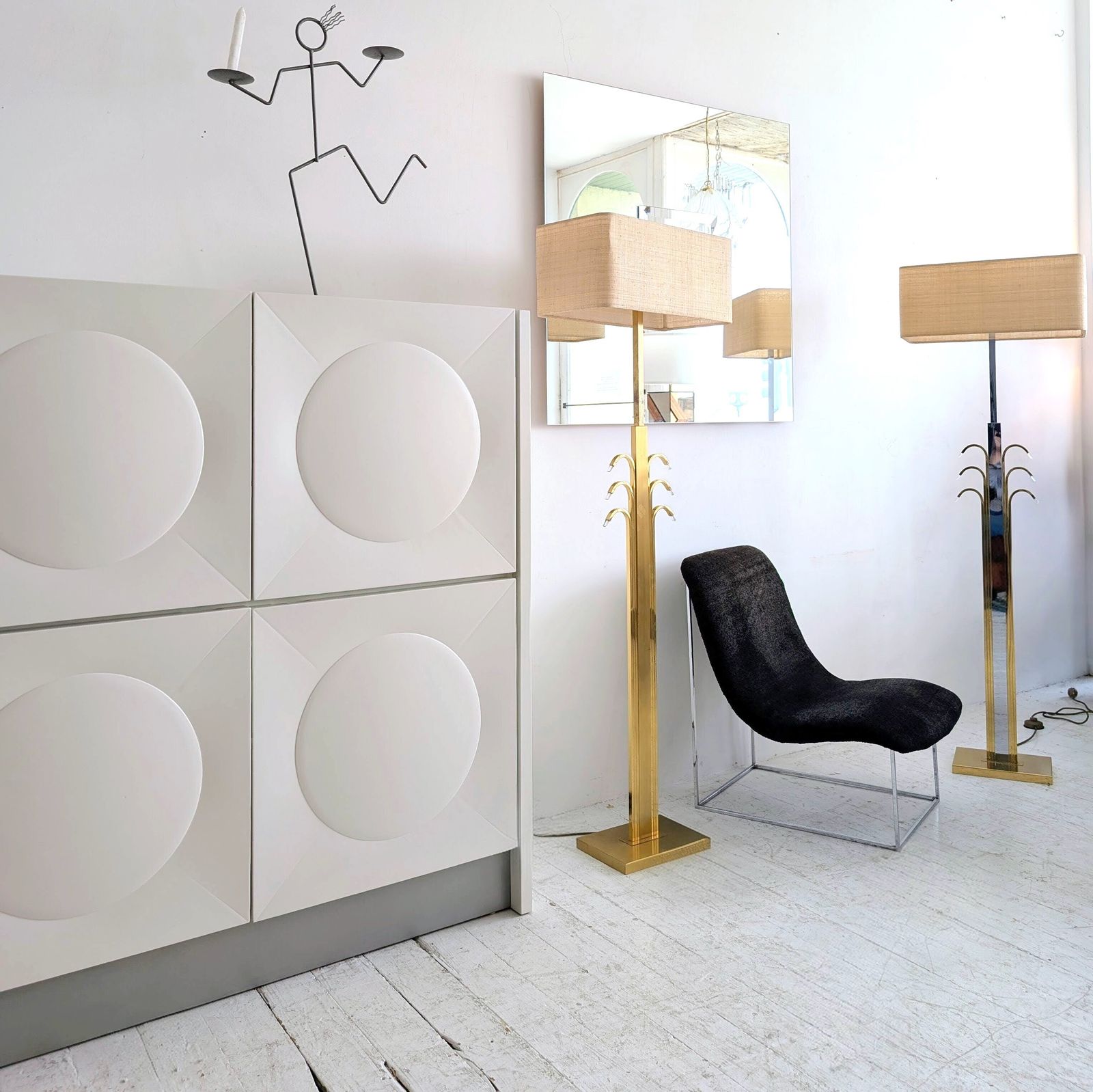 photo for sale Large 1970s Vintage Mid Century Italian Brutalist Space Age Bar Cabinet