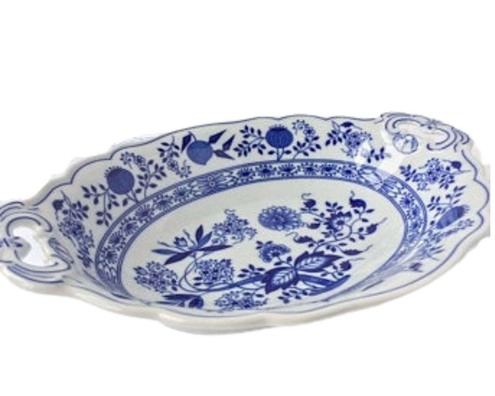 Blauw Uien Broodmand | Vintage Hutschenreuther photo furniture
