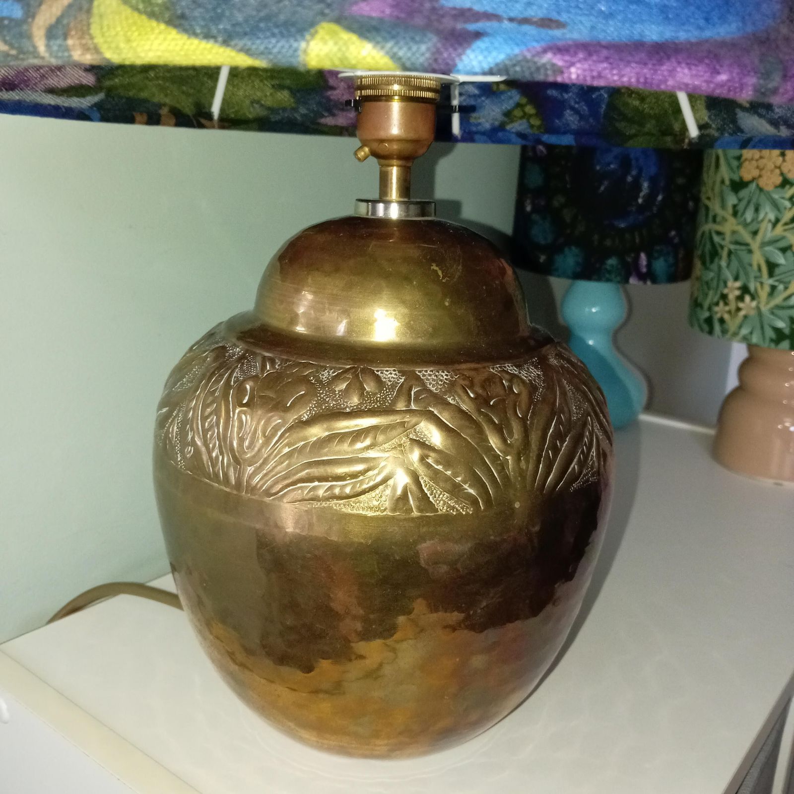 Hammered Brass Table Lamp. Late 20th Century Hammered Brass Lamp With Single Bayonet Bulb Holder. photo for sale