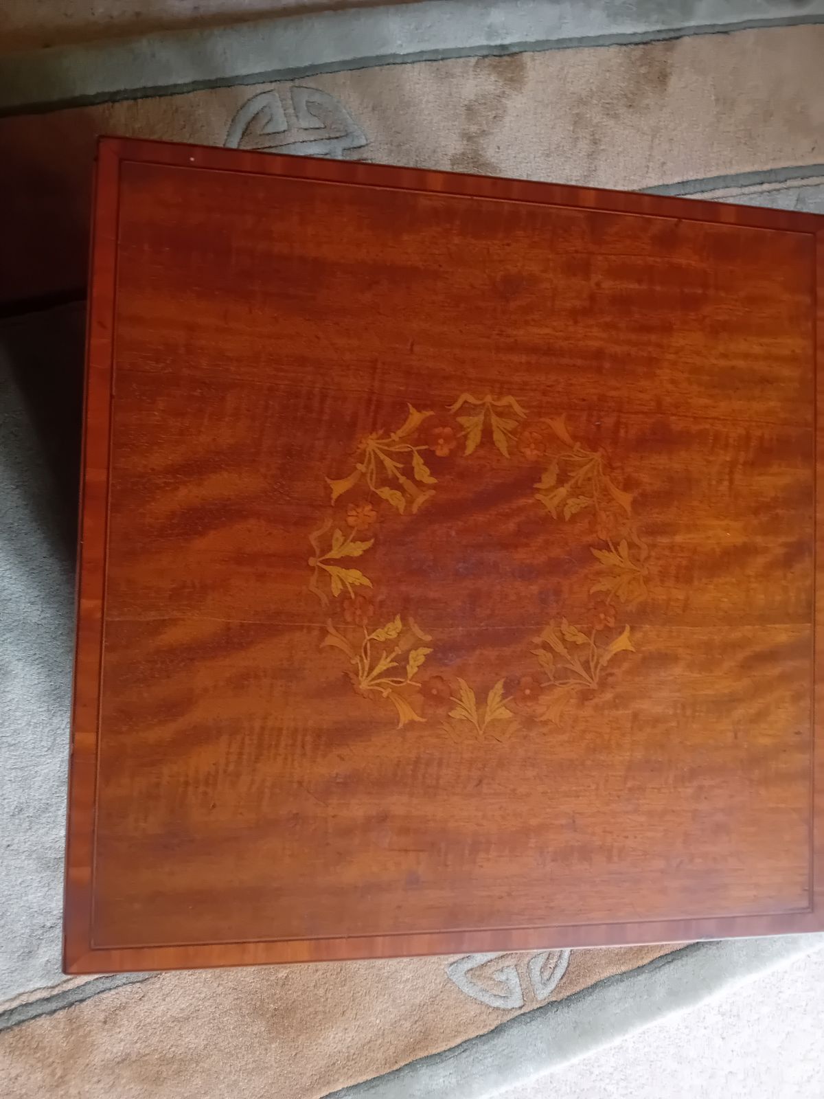 Revolving Antique Book Stand