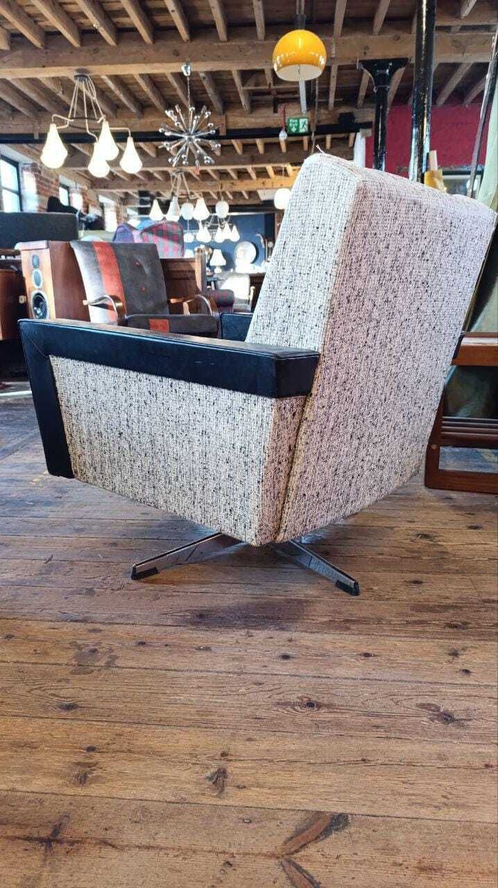 1950s Italian Style Swivel Lounge Chair, Likely British Manufacture photo Furniture