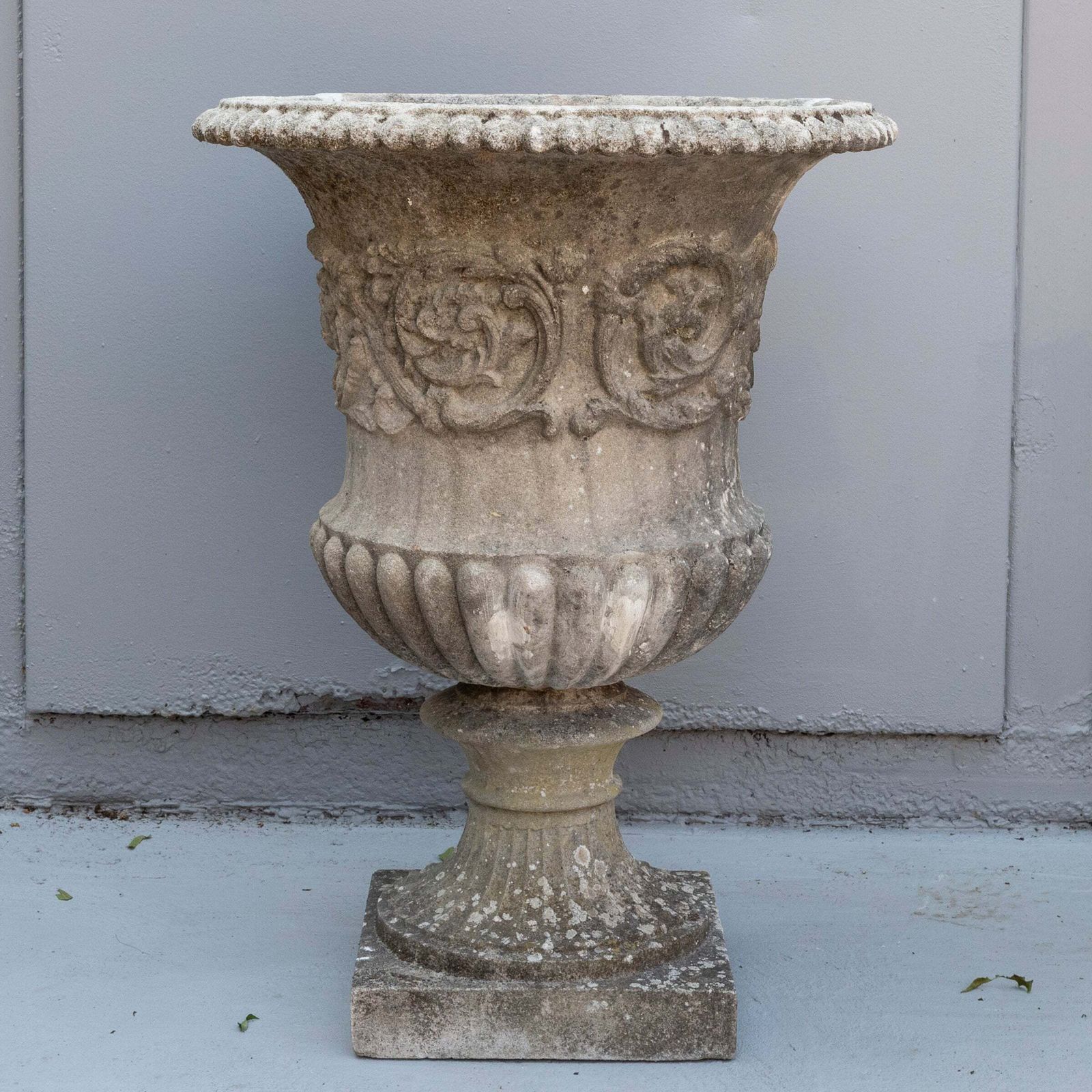 photo furniture Antique Stone Urns | 3 Available