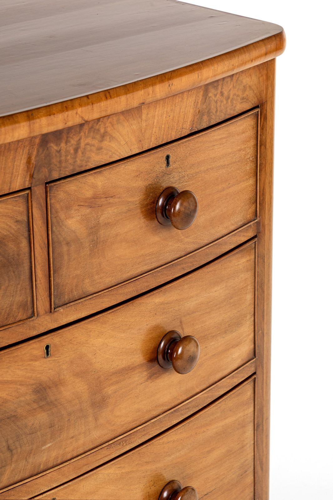 Victorian Bow Fronted Chest Of Drawers photo vinterior