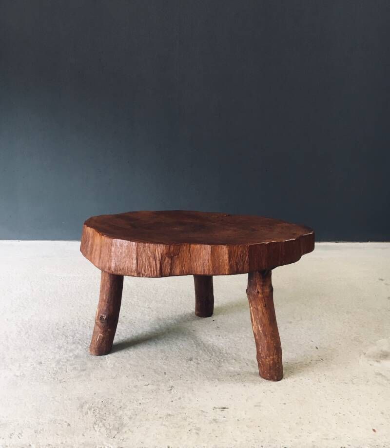 Handgemaakte Teakhouten Boomstam Salontafel Op Driepoot, Jaren 1960 photo furniture