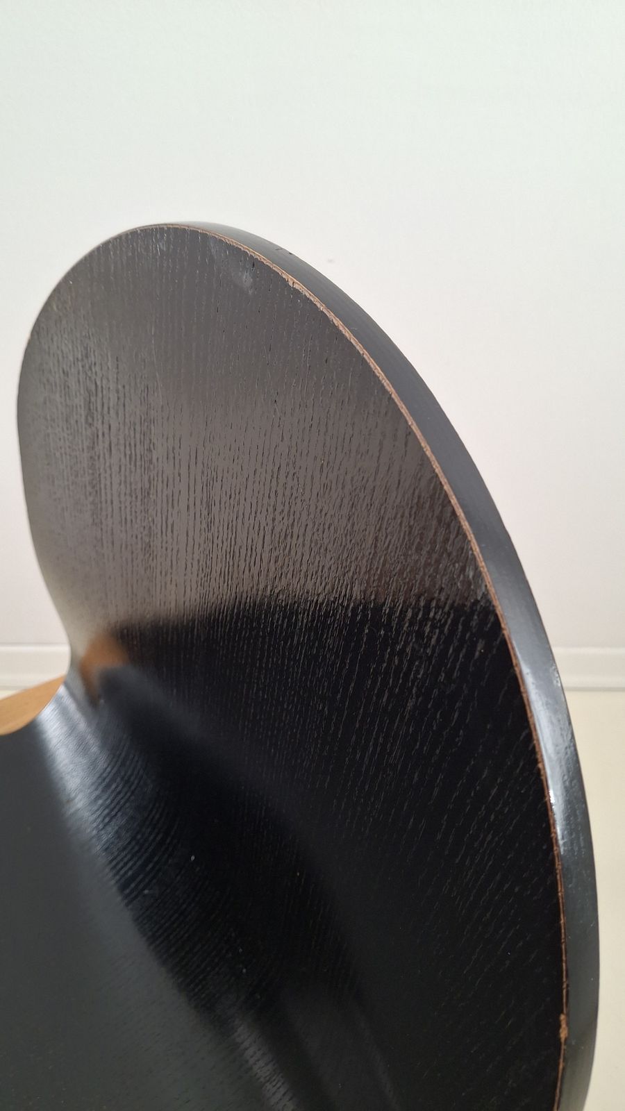 photo furniture 70s Italian Minimalist Bentwood Chairs, Ash And Ebonised 1 Of 2