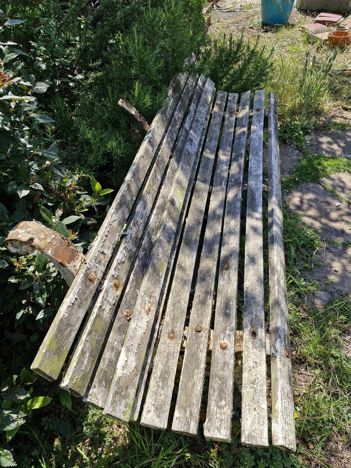 Cast Iron Victorian Garden Bench, Possibly Coalbrookdale, 6 Feet Wide photo furniture