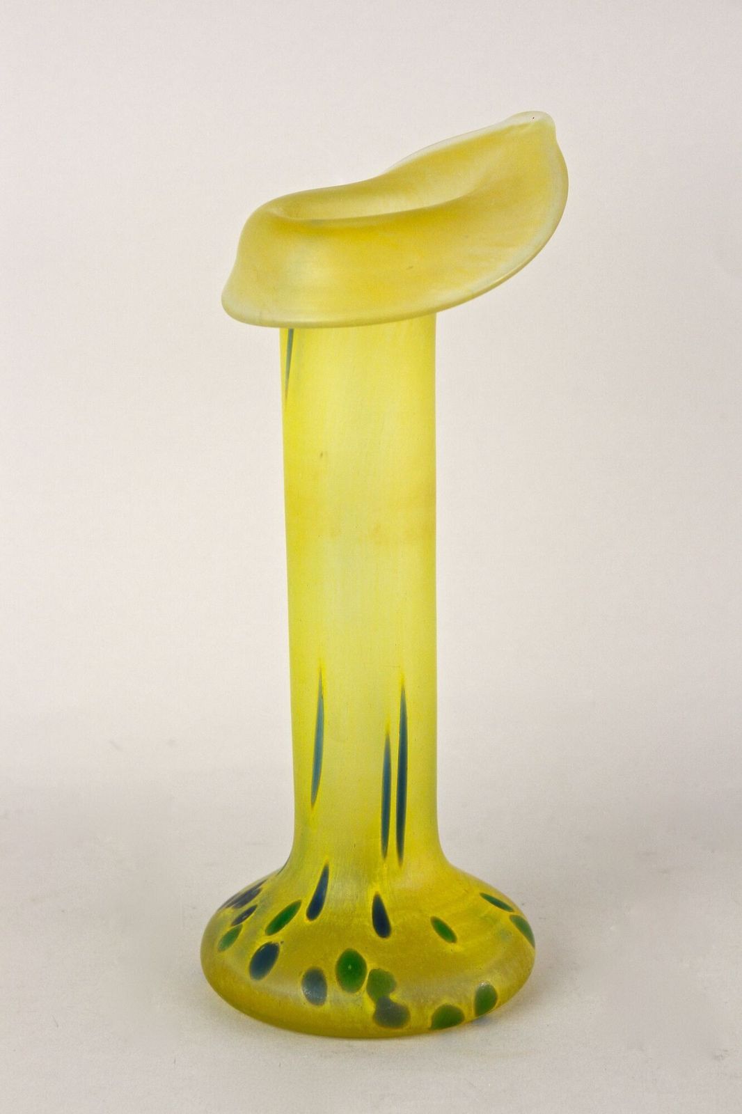 20th Century Yellow Art Nouveau Vase, Bohemian Glass, Cz Ca. 1910 photo vinterior