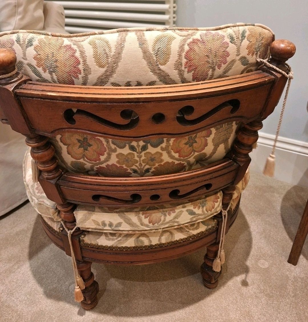 Pair Of Italian Giorgetti Gallery Lounge Chairs 1975 photo furniture