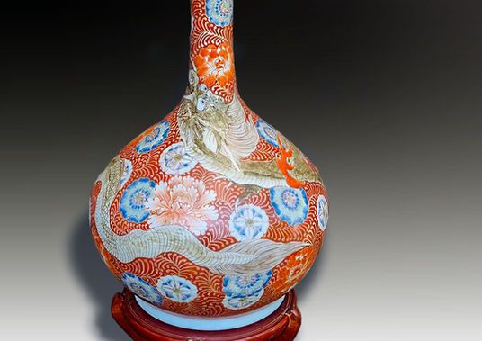 Pair Of Large Late Edo Period Lidded Vases By Hichozan Shinpo photo for sale