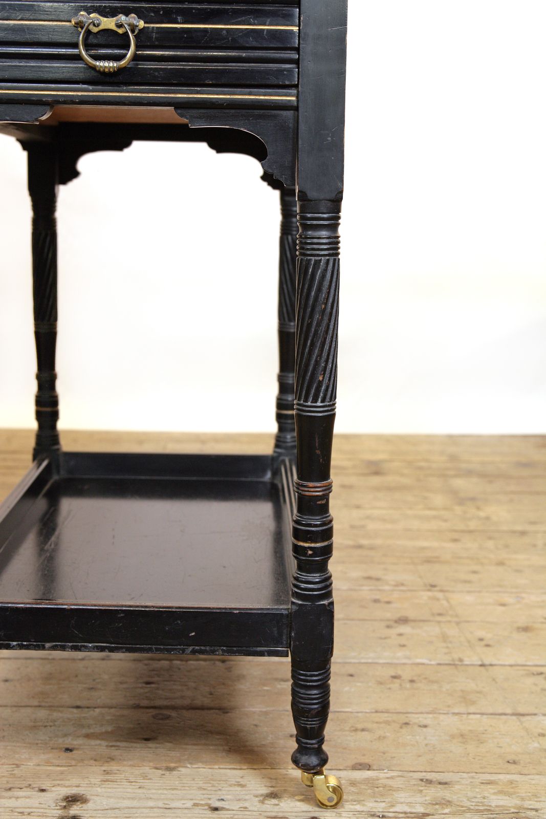 A Good Ebonised And Parcel Gilt Aesthetic Movement Desk, In The Manner Of Gillows photo vinterior