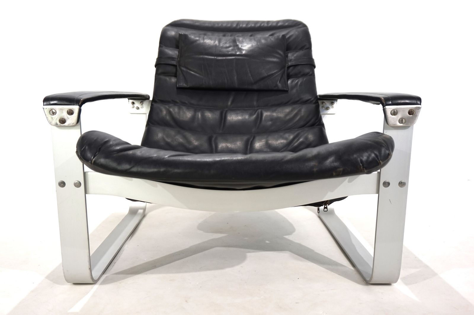 Asko Pulkka Leather Lounge Chair By Ilmari Lappalainen, 1960 photo Furniture