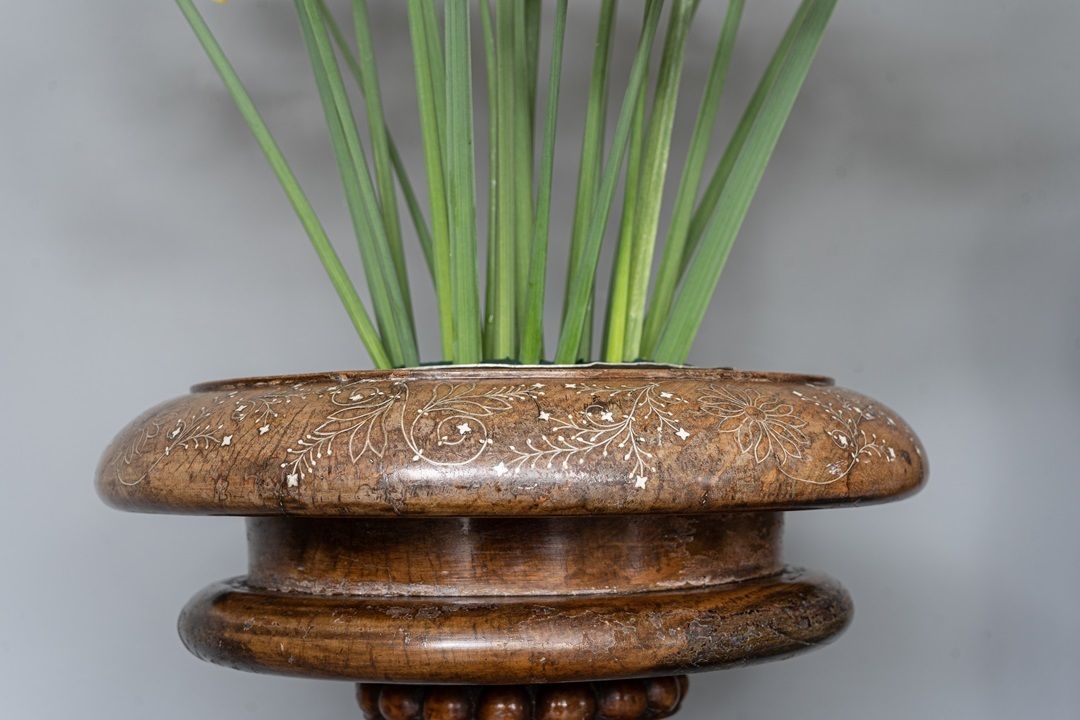 Anglo Indian Antique Wood Plant Stand Or Jardinière photo vintage