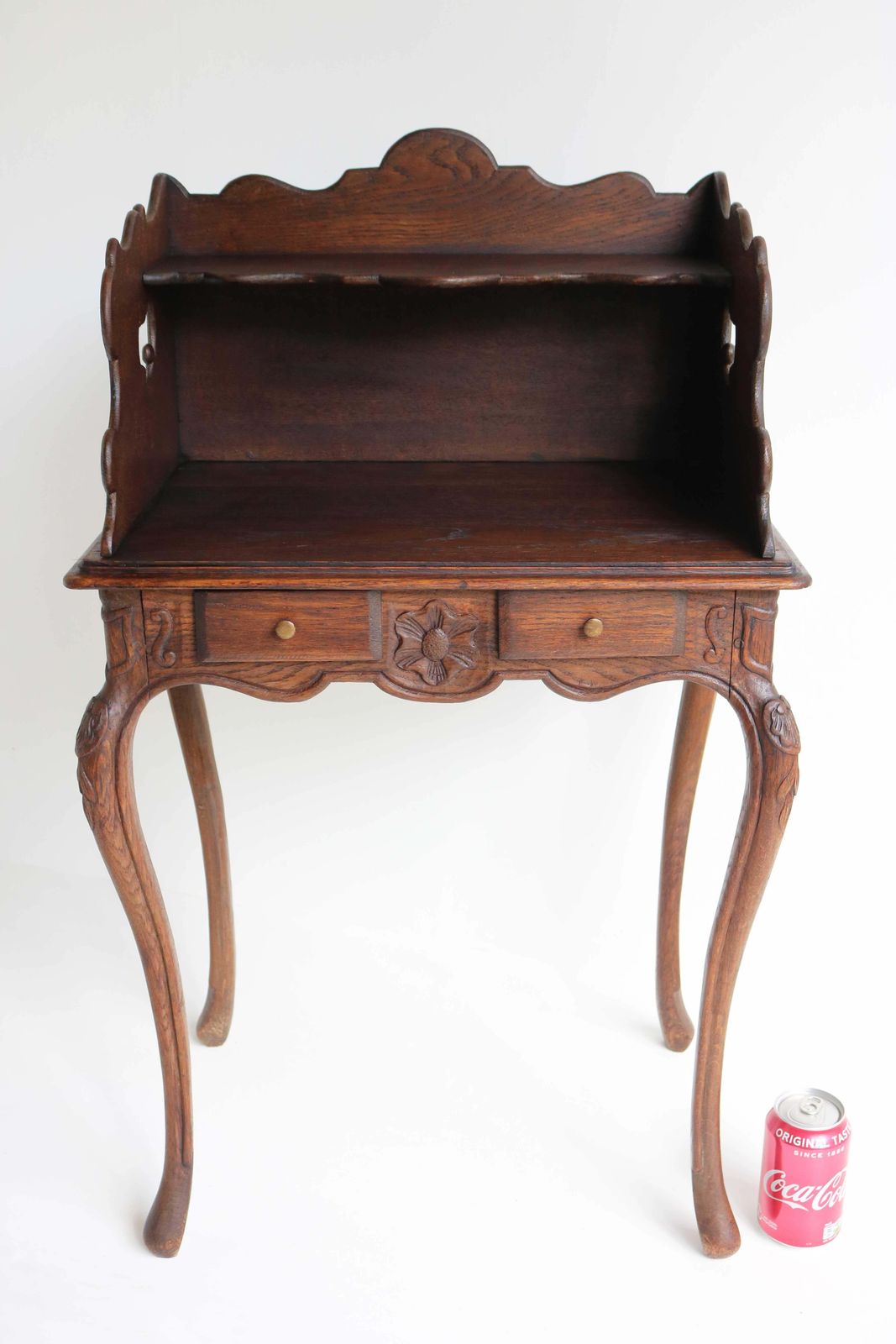 photo vinterior Antique Country French Carved Oak Bedside Table Nightstand Louis XV Style 1900