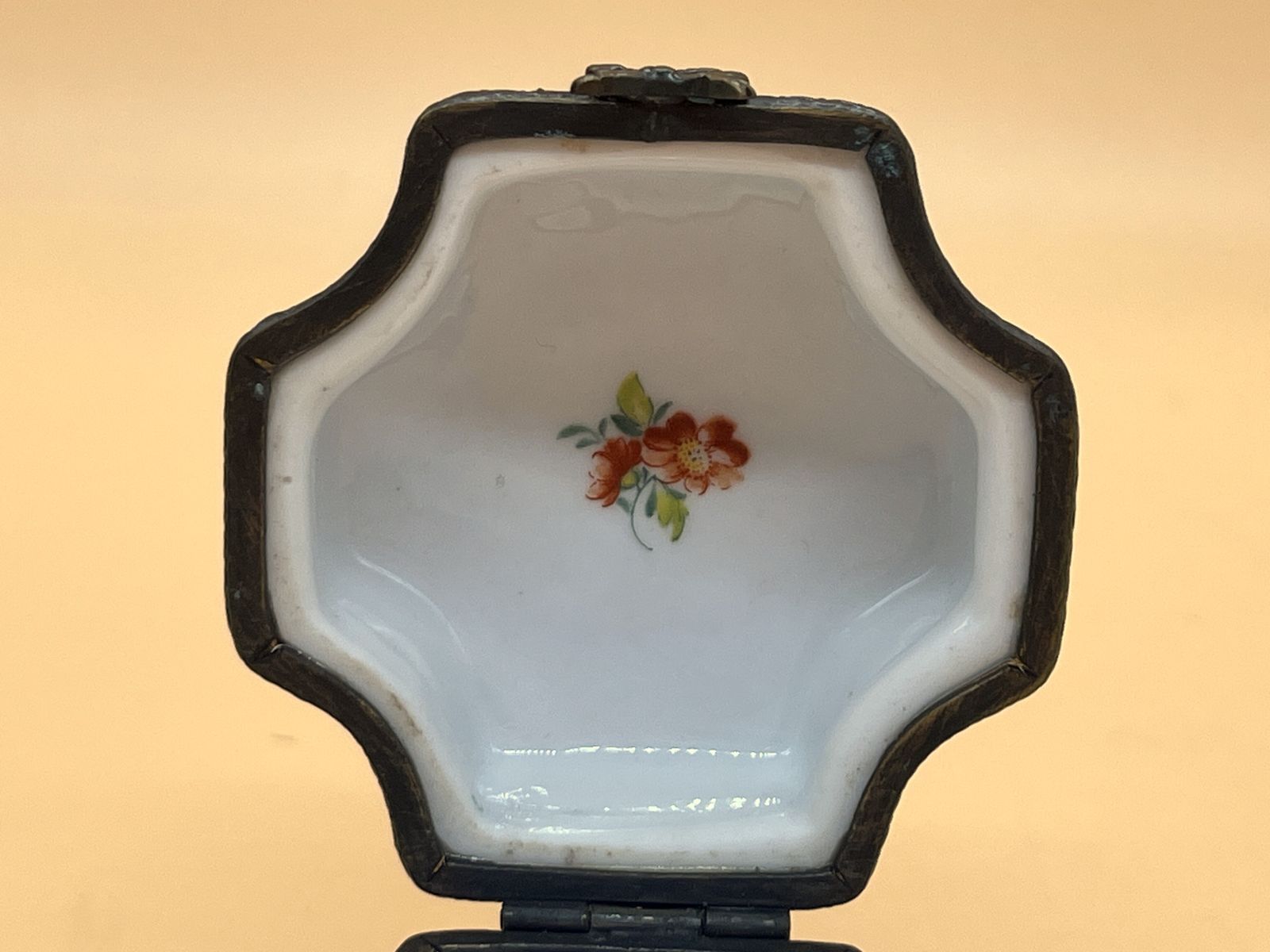 Limoges Porcelain Cobalt & Gold Trinket Box With 4 Internal Glass Perfume Bottles. photo for sale